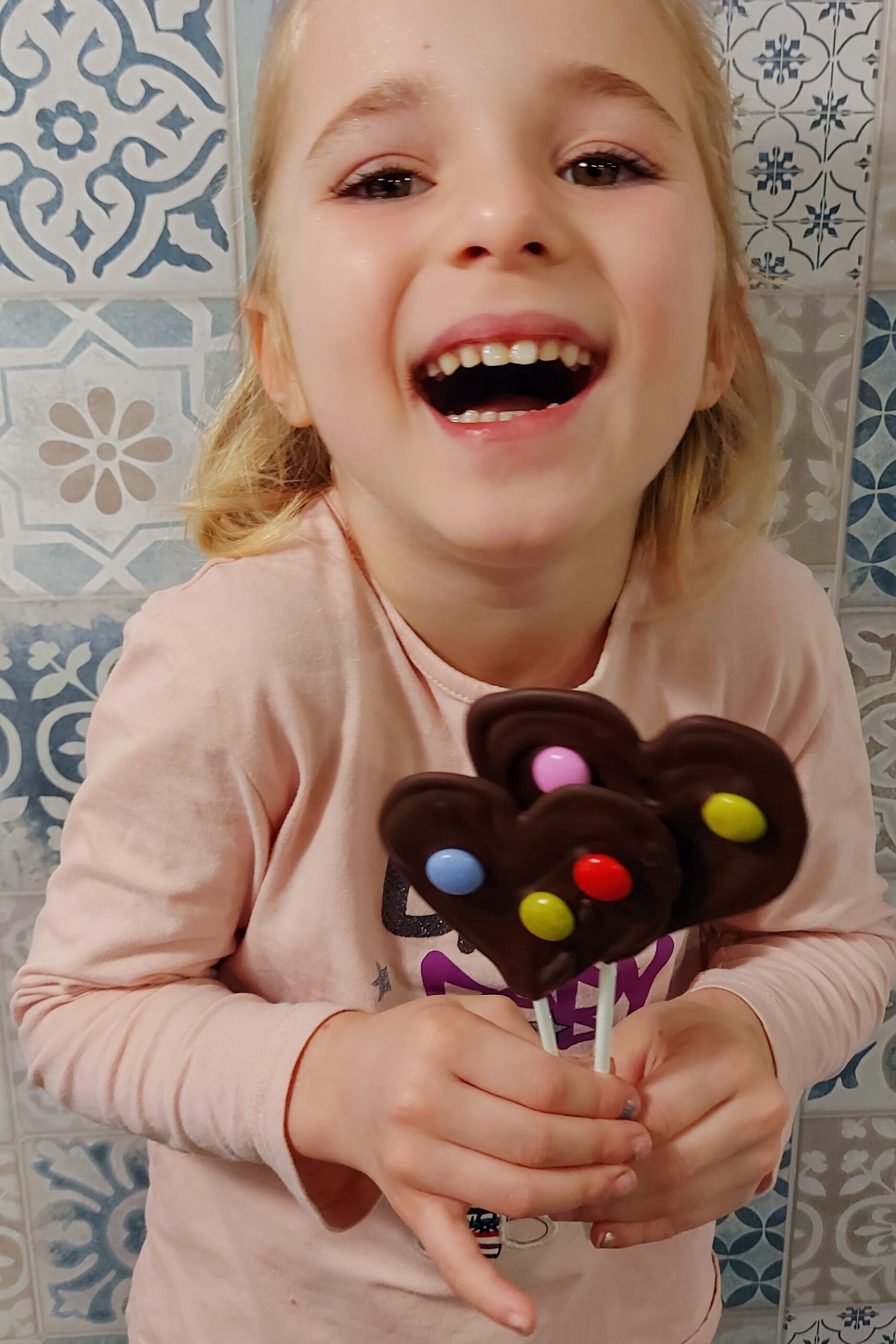 LECCA LECCA DI CARNEVALE AL CIOCCOLATO E SMARTIES